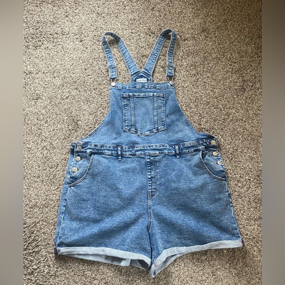 Denim Overalls with Adjustable Straps
Brand new with no tags
